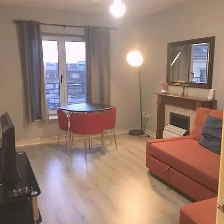 דירה Cozy Next To Castle דבלין